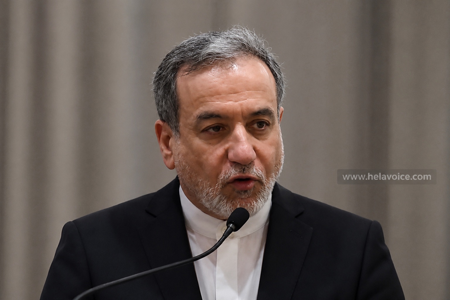 Iranian Foreign Minister Discusses Strait of Hormuz Security with Saudi and Omani Counterparts