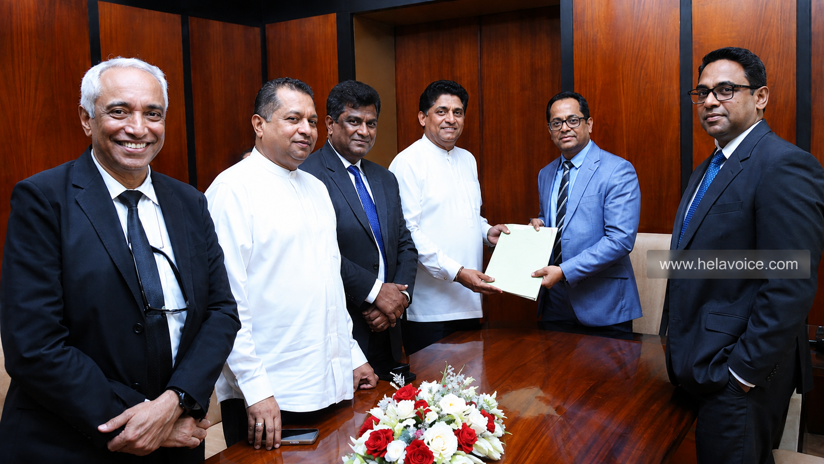නඩු ප්‍රමාදයට විසඳුම් සෙවීමට පාර්ලිමේන්තු තේරීම් කාරක සභාවක් පත්කරන්නැයි SJB යෝජනා කරයි